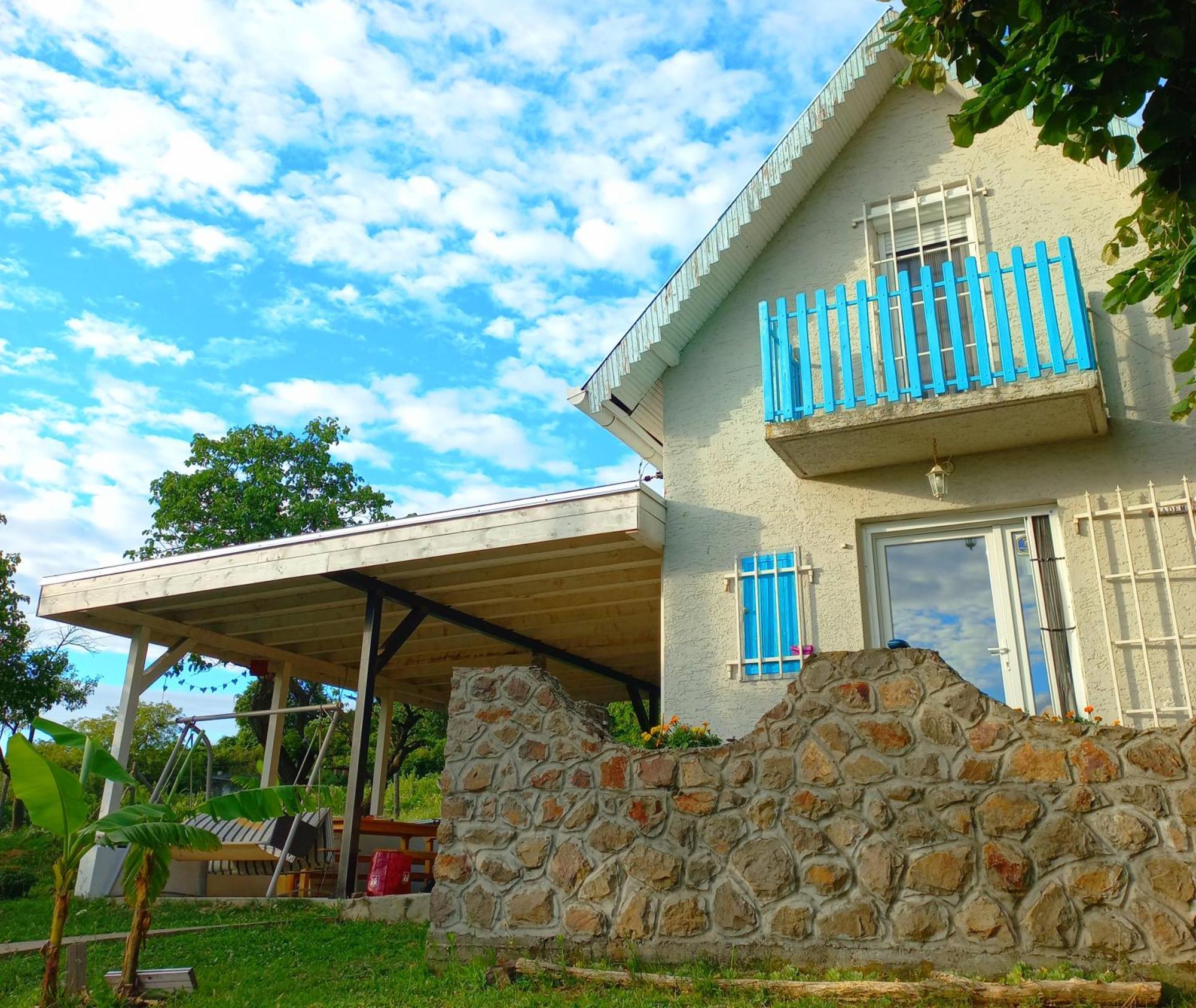 Honey Hill Apartment Fruska Gora Cerevic Bagian luar foto
