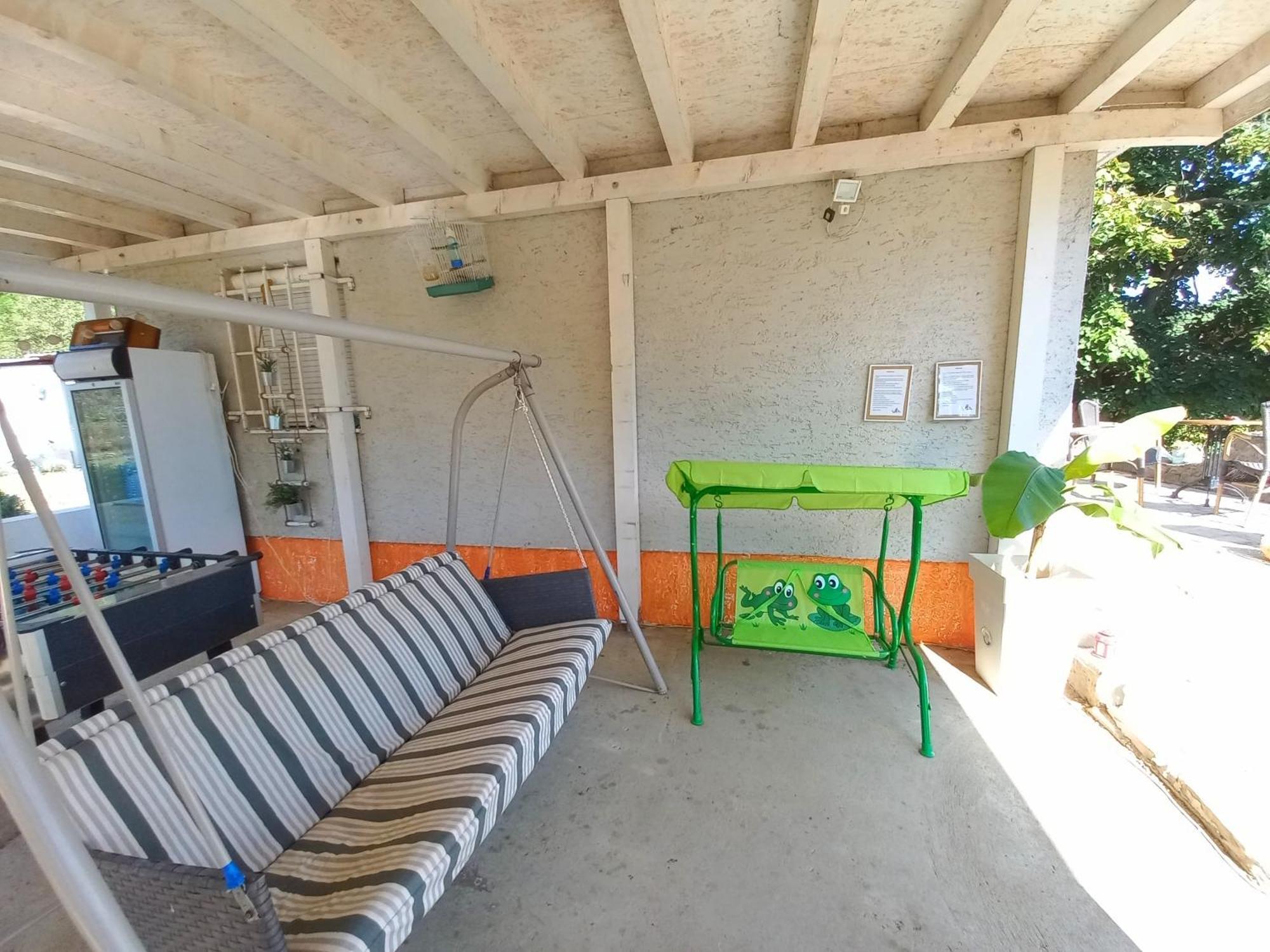 Honey Hill Apartment Fruska Gora Cerevic Bagian luar foto