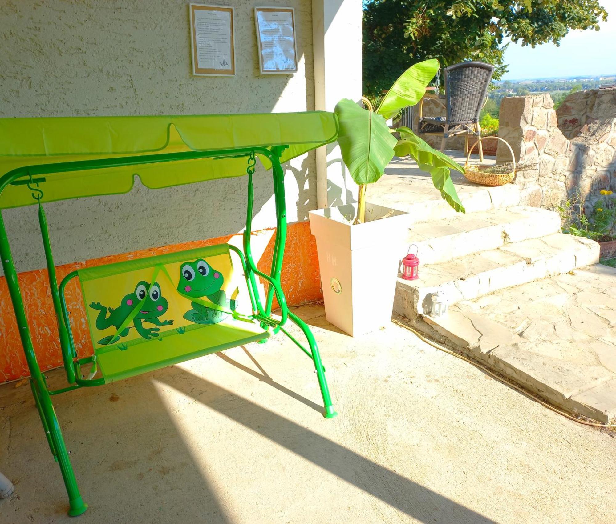 Honey Hill Apartment Fruska Gora Cerevic Bagian luar foto