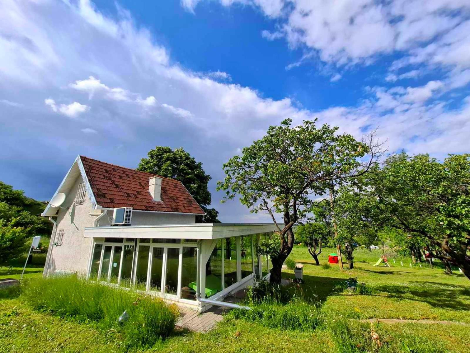 Honey Hill Apartment Fruska Gora Cerevic Bagian luar foto